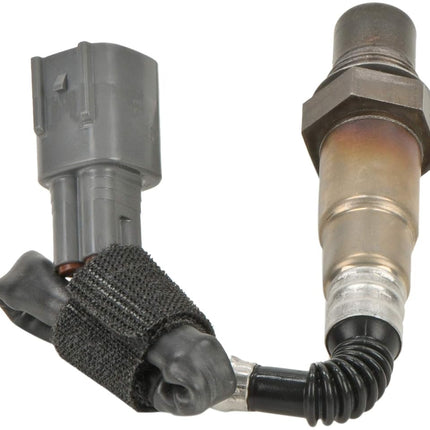 BOSCH 15672 OE Fitment Oxygen Sensor - Compatible with Select Lexus ES, GX, LX; Toyota 4Runner, Avalon, Camry, Corolla, FJ Cruiser, Land Cruiser, Matrix, RAV4, Sequoia, Solara, Tacoma, Tundra, Venza