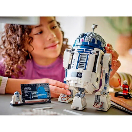 LEGO Star Wars 75379 R2-D2 Building Toy - Play and Display Droid Figure with Rotating Head, Periscope & Tools - incl. a Darth Malak Minifigure - Gift for 10+ Year Old Boys & Adult Fans