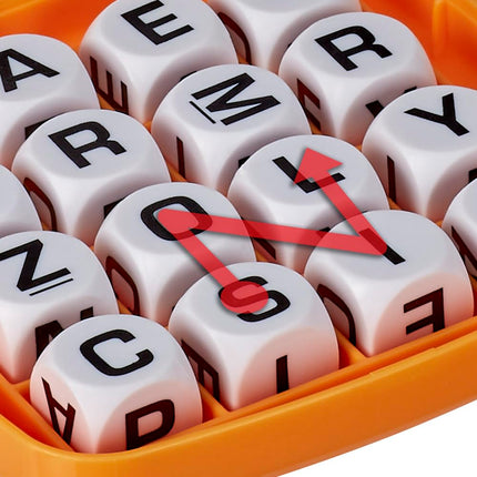 Hasbro C2187 Boggle Classic Age 8+, Brown/a