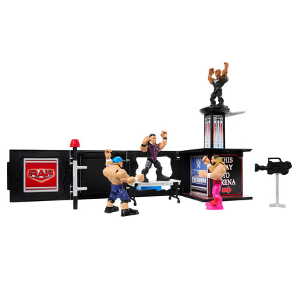 Mattel WWE Knuckle Crunchers 2-in-1 Microphone & Playset