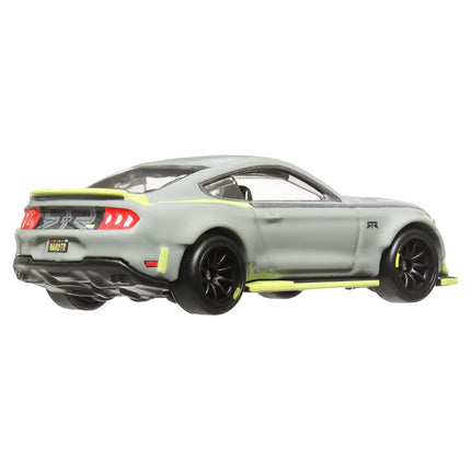 Hot Wheels Premium Ford Mustang RTR, Car Culture Circuit Legends Vehicles for Kids 3 Years Old & Up and Adult fans and Collectors, Premium Collection of Car Culture 1:64 Scale Vehicles, HKC85