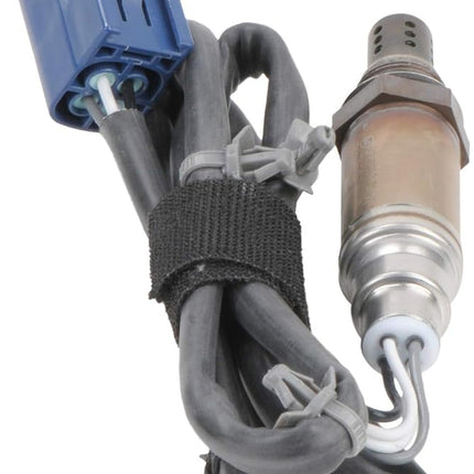 Bosch 15225 Oxygen Sensor, Original Equipment (Infiniti, Nissan)