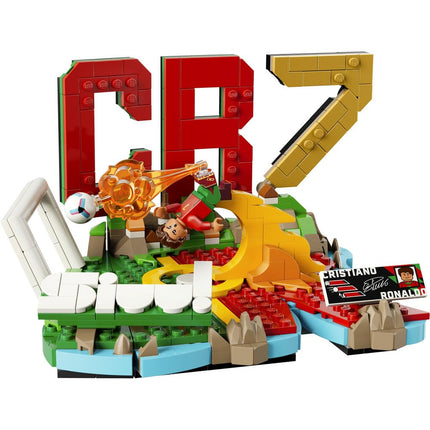 LEGO® Editions Cristiano Ronaldo – Football Highlights 43012 Building Set - Football Decor with Collectable Plaque - Sports Treat Idea for Boys, Girls and Kids - Merch with LEGO Minifigure