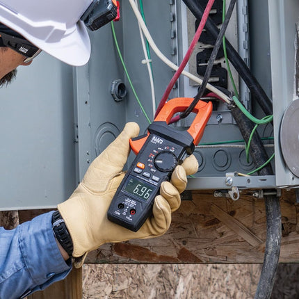 Klein Tools CL810 Clamp Meter with Flashlight – True RMS Digital Clamp Meter with Built-in NCVT, LOZ Mode, Inrush Current, Temperature, Transflective Display, IP40 Rated