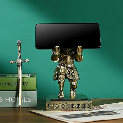 HDMbigmi King's Guard Knight Pen Holder Pen Stand Desk Organizers and Accessories Resin Pencil Holder for Office and Home (Bronze)