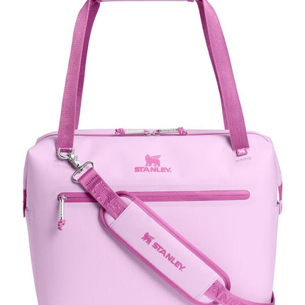 Bolsa térmica blanda y fiambrera Stanley All Day Julienne Max 20 cuartos | Nevera para 30 latas con asas y correa | Mantiene el frío durante un día | Bolsa de viaje aislada con cremallera | Sin BPA | Orquídea suave