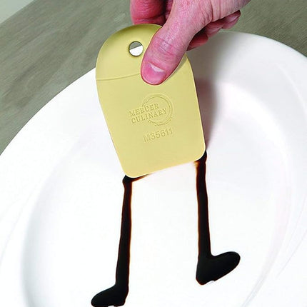 Cuña de emplatado de silicona con borde liso Mercer Culinary