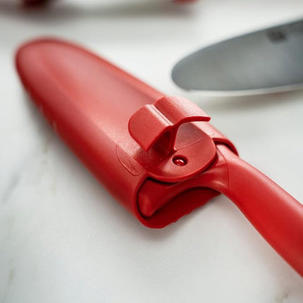 ZWILLING Twinny Children's Chef's Knife, 10 cm, with Finger Guard, Stainless Steel, Rounded Blade Shape, Child-Friendly Design, Plastic Handle, Red