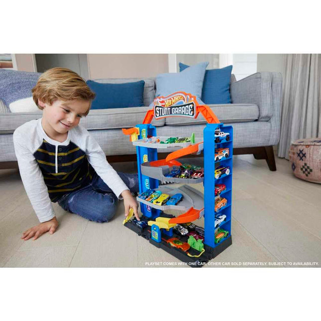 Hot Wheels City Stunt Garage Play Set Gift Idea for Ages 3 to 8 years elevator to upper levels Connects to other sets, GNL70