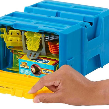 Hot Wheels Track Set with 1 Hot Wheels Car, 12 Track Boosting Components, Stackable Toy Storage Box, Lightning-Themed Track Builder Set, HMC03