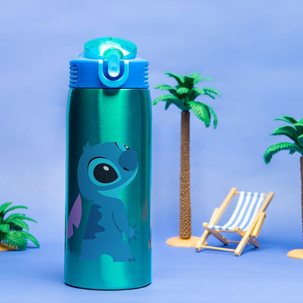 Botella de agua Zak Designs Disney Lilo y Stitch para viajes y el hogar, acero inoxidable con aislamiento al vacío de 19 oz con tapa de boquilla de cierre, asa de transporte incorporada, diseño a prueba de fugas (Stitch)