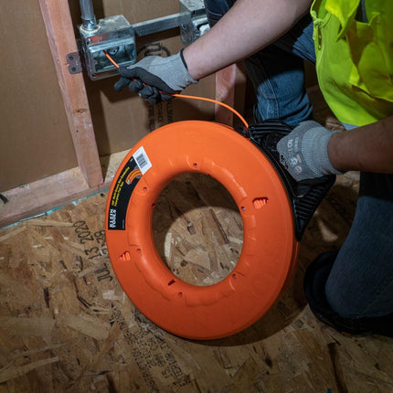 Klein Tools Fish Tape 200-Foot is Grooved Non-Conductive Fiberglass, Flexible, Pull Line to 500-lb 56059