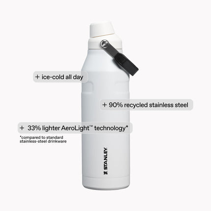 Botella de agua Stanley IceFlow de flujo rápido de 709 ml | Tapa con boquilla en ángulo | Ligera y a prueba de fugas para viajes y deportes | Acero inoxidable con aislamiento | Sin BPA | Ash