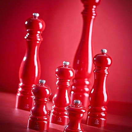 PEUGEOT - Paris u'Select 22 cm Pepper Mill - 6 Predefined Grind Settings - Made with PEFC Certified Wood - Made in France - Glossy Passion Red Colour