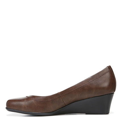 LifeStride Women's Groovy Wedge Pump, darktan, 8 W US