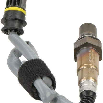 Bosch 16167 Original Equipment Oxygen Sensor - Compatible With Select Chrysler Crossfire; Mercedes-Benz C240, C32, C320, C55, CL600, CLK320, CLK500, CLK55, S600, SL500, SL55, SLK32, SLK320