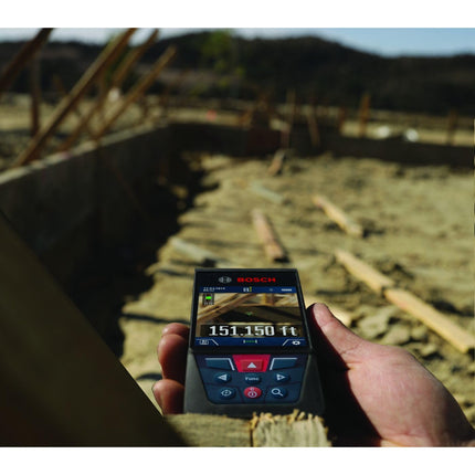 Bosch GLM400C Blaze Outdoor 400 ft Bluetooth Connected Laser Measure with Camera and AA Batteries