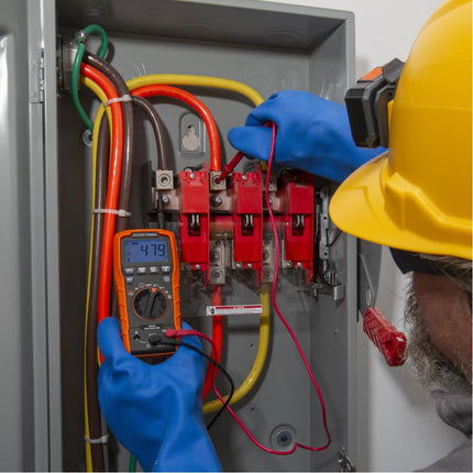 Klein Tools ET270 Auto-Ranging Digital Multi-Tester, AC/DC, Resistance, Continuity, GFCI Receptacle Tester with Test Leads and Receptacle Cord