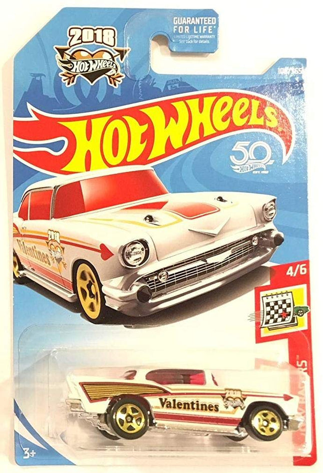 Hot Wheels 2018 50th Anniversary Holiday Racers '5