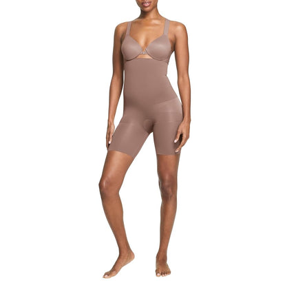 Spanx Assets High-Waist Mid-Thigh Short - Seamless