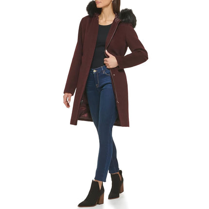 Abrigo con Capucha para Mujer de Lana Resbaladiza de Cole Haan con Ribete de Piel Sintética Desmontable, Burdeos, 8