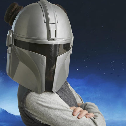 Star Wars The Mandalorian Electronic Mask with Phrases & Sound Effects, Costume for Children, Toys for Boys & Girls Ages 5+