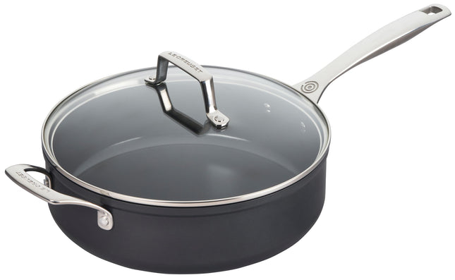 Le Creuset Essential Non-Stick Ceramic Saut� Pan w