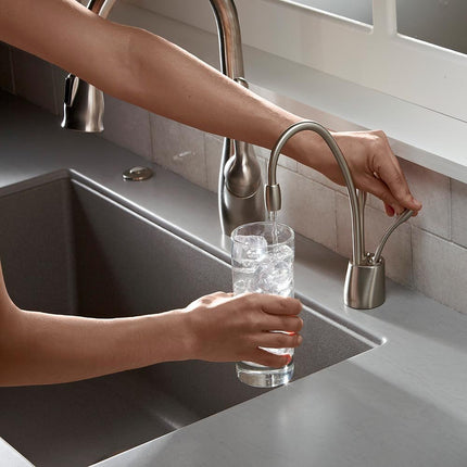 Distributeur d'eau chaude et froide Insinkerator F-HC1100MB Indulge Contemporary, Bronze Moka