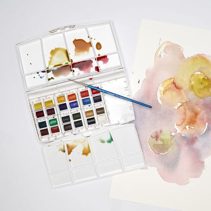 Winsor & Newton, Cotman Watercolour 'Travel Set', 24 x Half Pans + 1 x Cotman Watercolour Round Brush