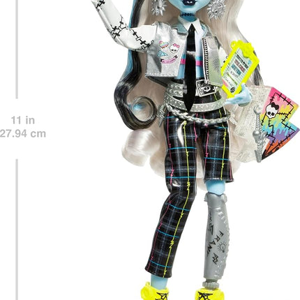 Monster High Frankie Stein Doll, Welcome Committee Set with 15 Accessories Including Poster, Sticker, Pet Watzit and More (Amazon Exclusive)