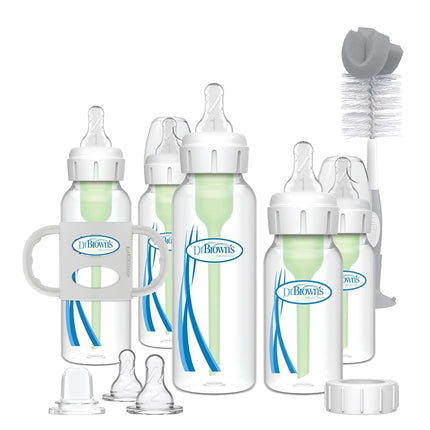 Coffret cadeau biberon étroit Options+ anti-colique Natural Flow de Dr. Brown's avec embout de tasse à bec en silicone souple, poignées amovibles en silicone, capuchon de voyage et goupillon
