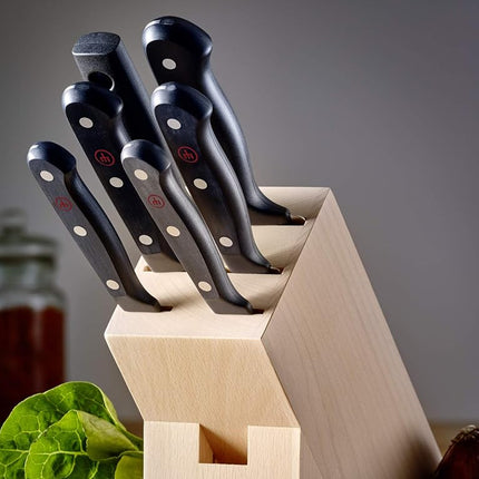 WÜSTHOF Gourmet Spear Point Paring Knife 8 cm Compact Precision Kitchen Knife for Peeling Trimming and Slicing Small Fruit Vegetables Herbs and Garlic with Riveted Synthetic Handle