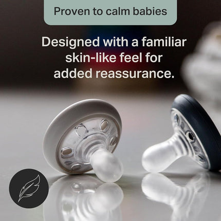Tommee Tippee Breast-Like Soothers, 0-6m, 4 Pack, Skin-Like Feel, Silicone Breast-Shaped Teat, Air Holes for Ventilation, Orthodontic Design, BPA-Free Dummy