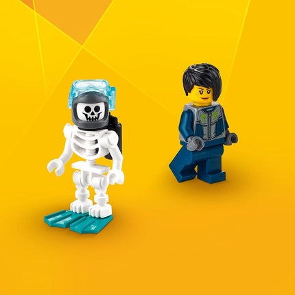 LEGO Creator 3 in 1 Sunken Treasure Mission Submarine Toy, Underwater Creatures Transform from Octopus tp Lobster to Manta Ray, Fun Sea Animal Figures, 31130