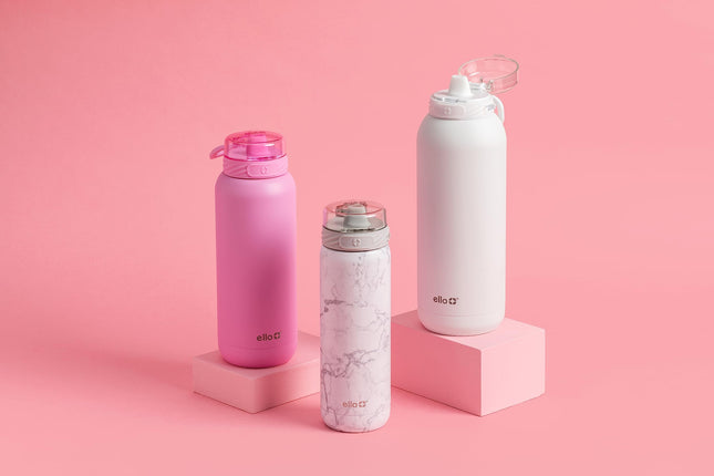 Botella de agua de acero inoxidable para niños Ello Cooper de 530 ml con pajita y asa, metal de doble pared con aislamiento al vacío, tapa con cierre hermético a prueba de fugas con boquilla de silicona suave, reutilizable, sin BPA, blanca