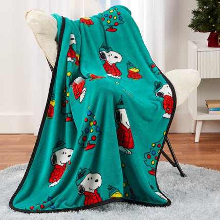 Franco Collectibles Peanuts Snoopy Puffer Coat Hol
