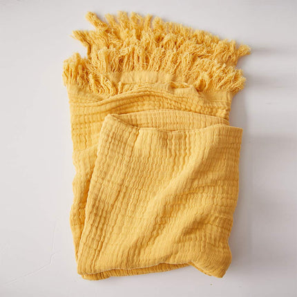 Simple&Opulence Plaid en mousseline de coton pour lit, canapé, couverture tissée en gaze avec pompons, douce, légère, confortable, prélavée, respirante, décoration de ferme pour toutes les saisons (jaune)
