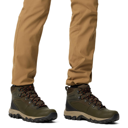 Columbia mens Newton Ridge Plus Wp, Deep Olive/Desert Sun, 11 Wide