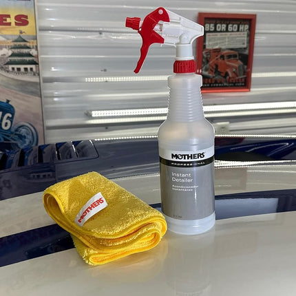Mothers 85632 Professional Instant Detailer Spray Bottle - 32 fl. oz.