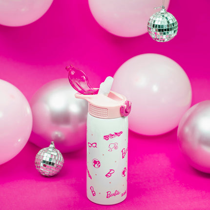 Zak Designs Barbie Botella de agua para viajes y el hogar, 560 ml, acero inoxidable con aislamiento al vacío, con tapa de boquilla de cierre, asa de transporte incorporada, diseño a prueba de fugas (Barbie)
