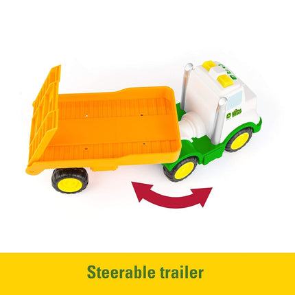 John Deere Farmin' Friends Hauling Tractor Toy Set, Farm Set for Toddlers, Push Along Toys for Children, Baby Interactive Toy, Push Along Toy Suitable for 18 Months, 2, 3 Year Old Boys and Girls