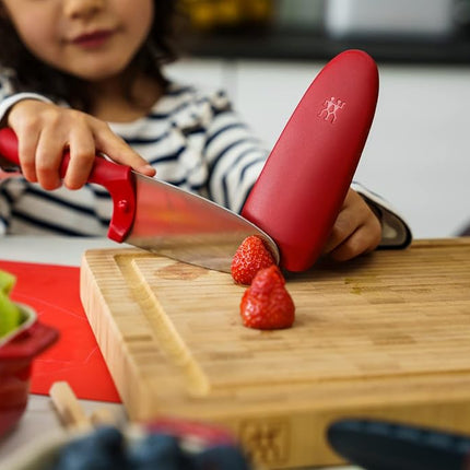 ZWILLING Twinny Children's Chef's Knife, 10 cm, with Finger Guard, Stainless Steel, Rounded Blade Shape, Child-Friendly Design, Plastic Handle, Red