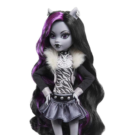 Monster High Doll, Clawdeen Wolf in Black and White, Reel Drama Collector Doll, Doll-Size and Life-Size Posters, Horror Flick Theme, Toys and Gifts