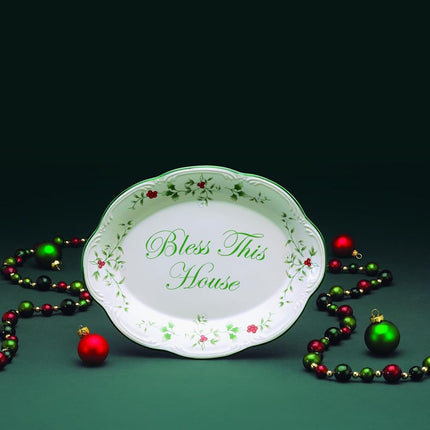 Plato Pfaltzgraff Winterberry "Bless This House"