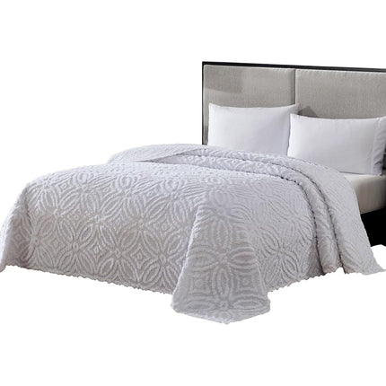 Beatrice Home Fashions Wedding Ring Chenille Bedsp