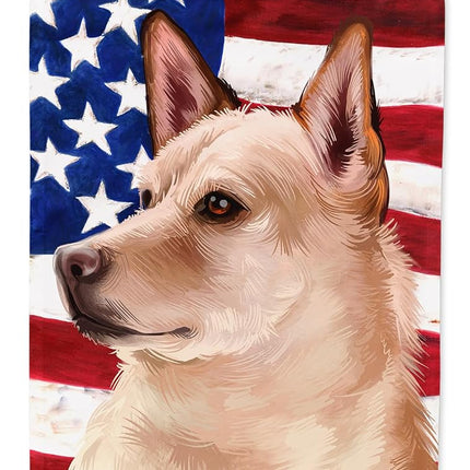 Caroline's Treasures CK6472GF Bandera de tamaño de jardín con bandera americana de perro de Canaán, pequeña, multicolor