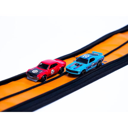 Hot Wheels PETERKIN Wheelie ZipBin Playmat and Storage | Storage for 100 cars and race track playmat! | Toy Cars & Motors | Ages 3+