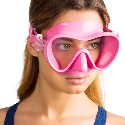 Cressi F1 Frameless Diving Mask - Anti-Fog Tempered Glass Snorkel Mask - Silicone Skirt for Secure Scuba Fit - Adjustable Buckles for Diving & Snorkelling - Pink - One Size