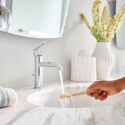 Moen 6145 Gibson One-Handle Single Hole Modern Bathroom Sink Faucet with Optional Deckplate, Chrome