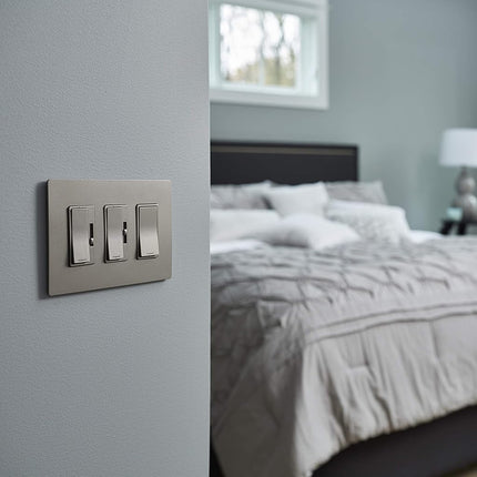 Pass & Seymour TM874NICC6 4-Way Grounded Decorator Switch, 15-Amp, 120-Voly, Nickel
